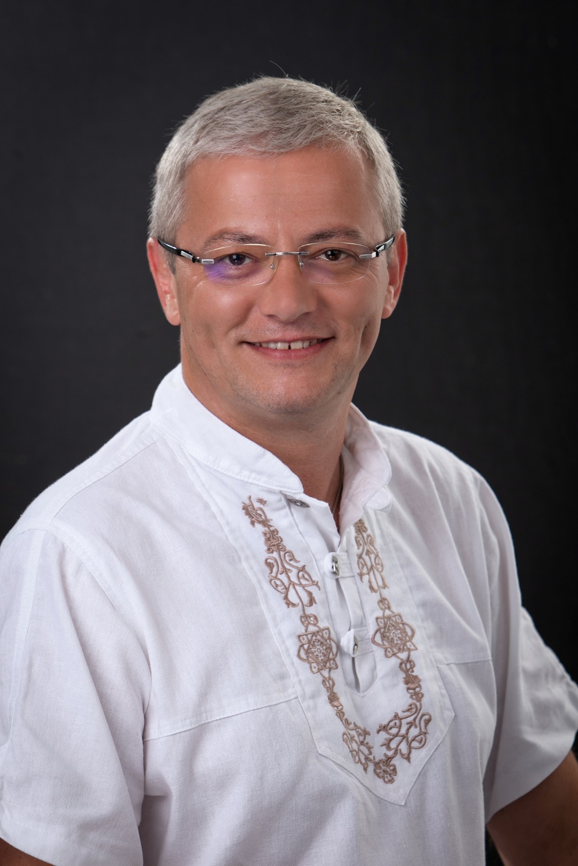 Románszky László