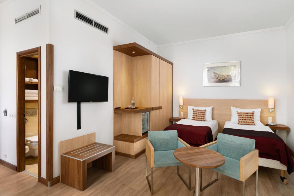 Dental tourism Hotel Bristol Hungary